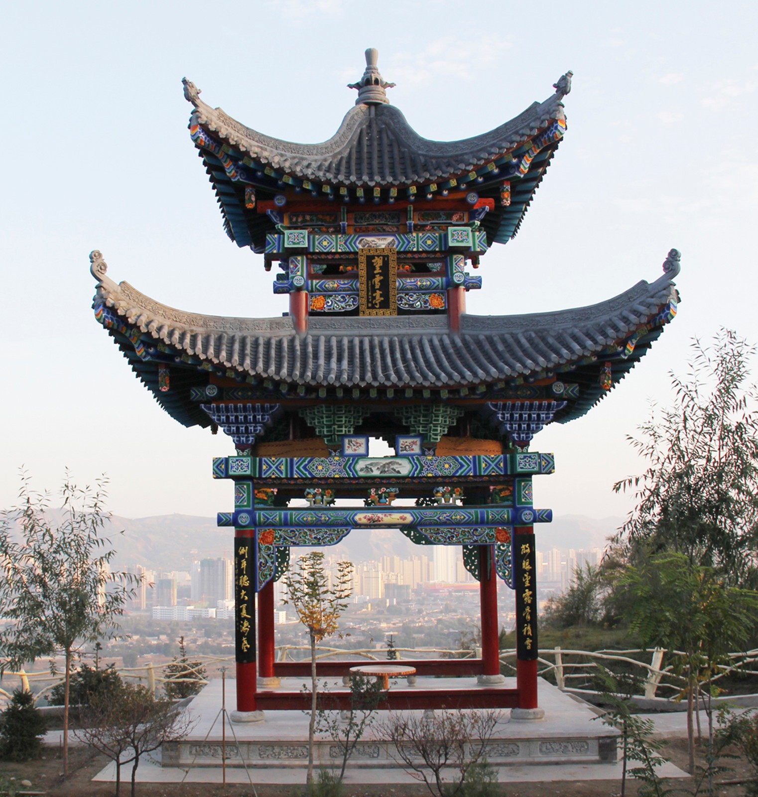  p data-id="go0hpp5fl6">亭(凉亭)是一种中国 a target="_blank"