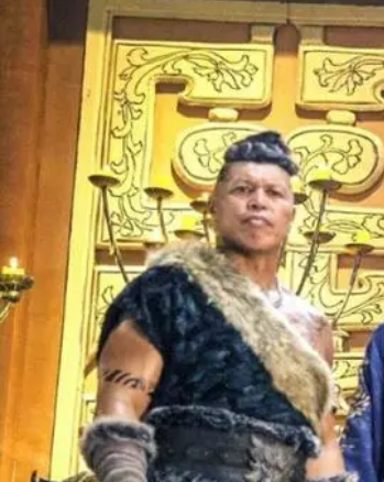  p>喵三,是电视剧《 a target="_blank" href="/item/拜见宫主大人