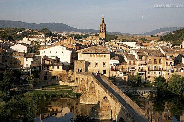  p>洛杉矶(los angeles),位于美国加利福尼亚州西南部,是美国第二大