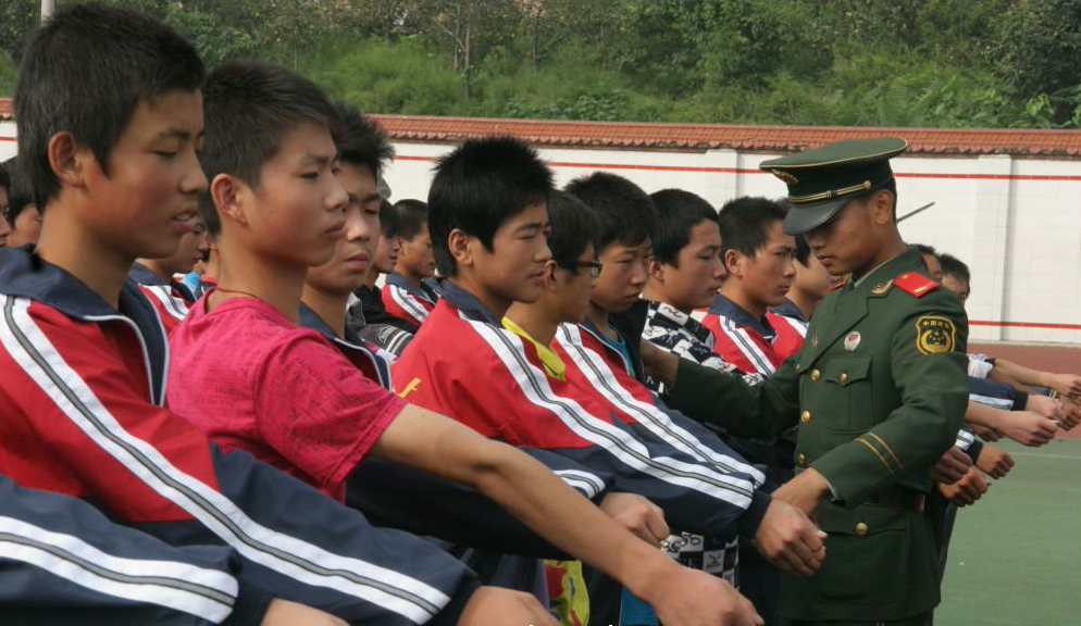  p>彬县范公中学是一所以升学预备教育为主的 a href="#" data-lemma