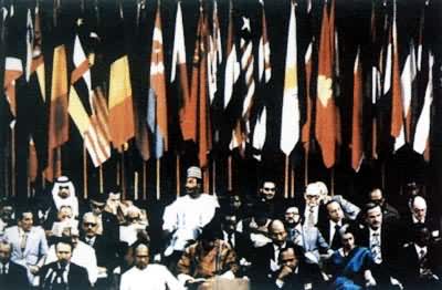  p> b>不结盟运动(non-aligned movement), /b>是一个松散的 a target