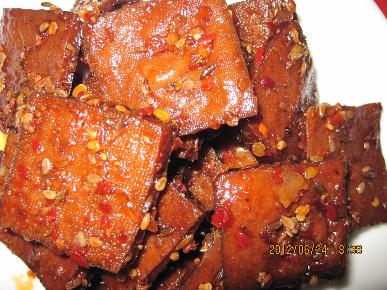  p>正宗的平江香干是地地道道的湖南口味,迎合了湖南大众们的传统味觉