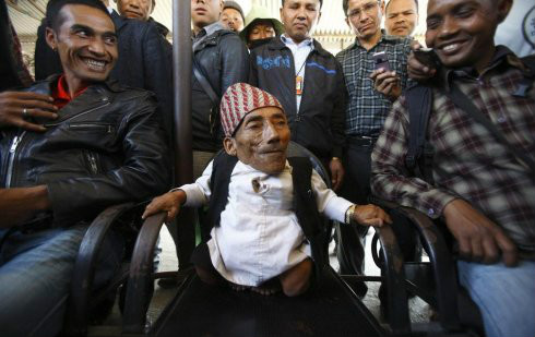 bahadur dangi,1940年12月22日—2015年9月3日)是世界上最矮男人