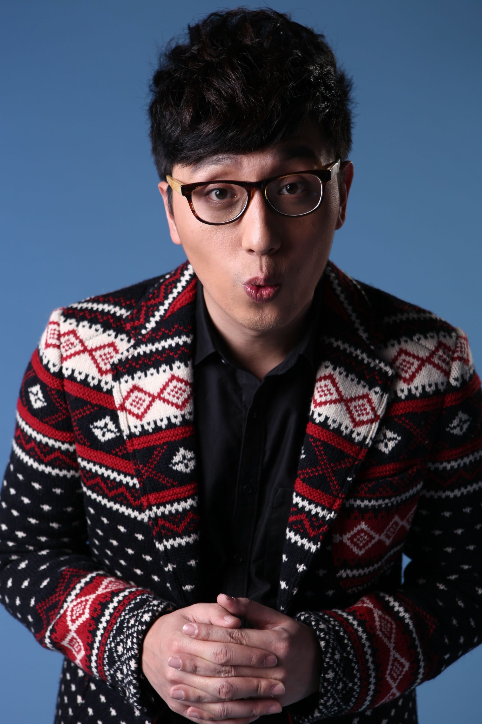  p>华少,本名胡乔华,1981年3月16日生于浙江省杭州市,中国内地男主持