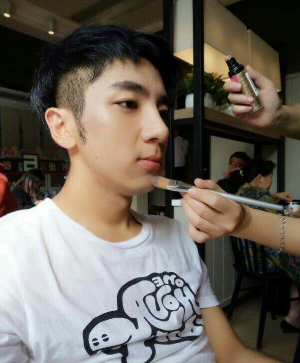  p>刘佳宁,演员,主要作品有《 a target="_blank" href="/item/彼岸花