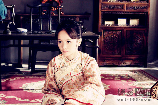  p>邓莎,1985年12月8日出生于湖南株洲,中国内地女演员.