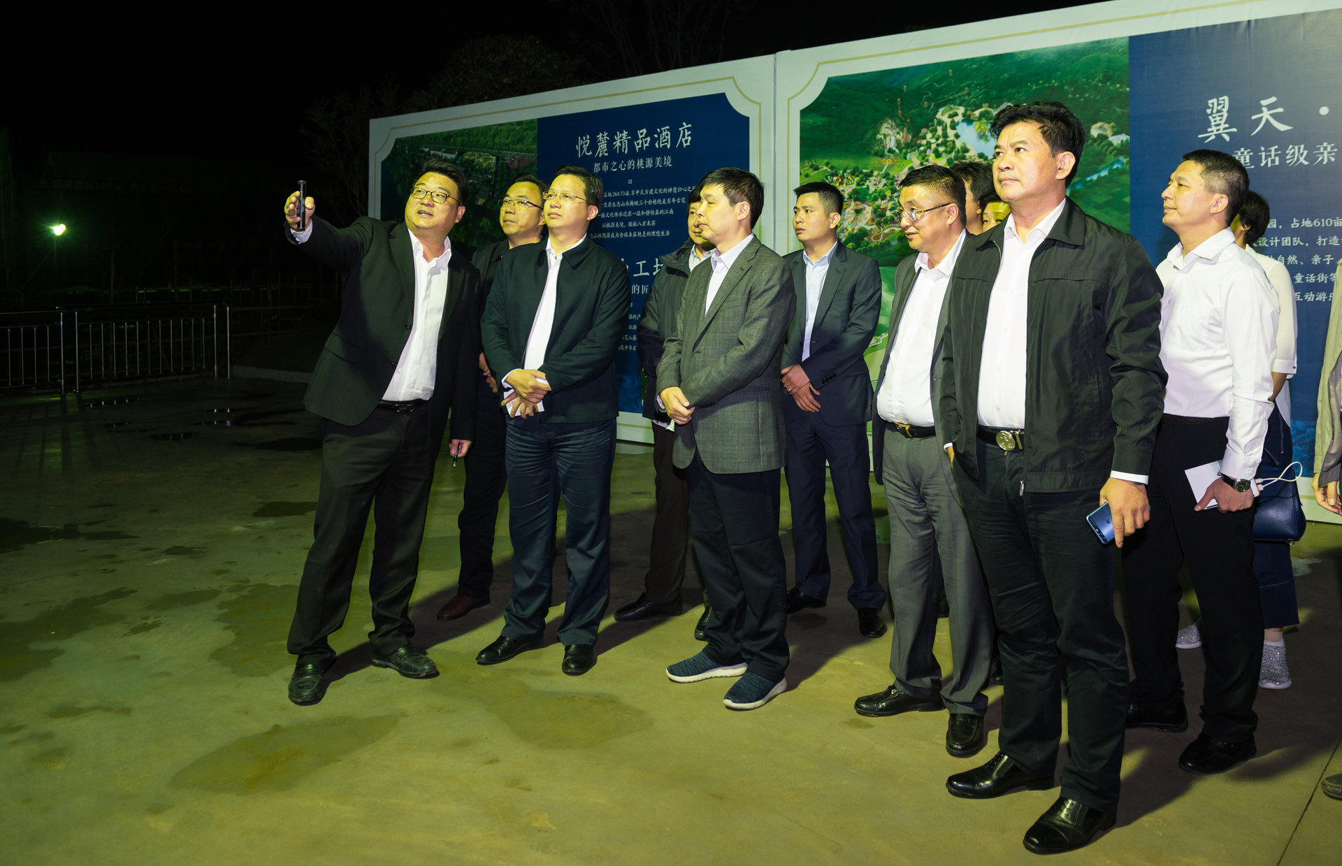 刘汉军1985年10月16日生于江西 a target="_blank" href="/item/上饶