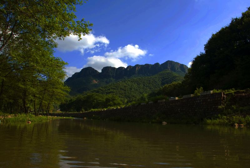 舞钢九头崖自然风景区
