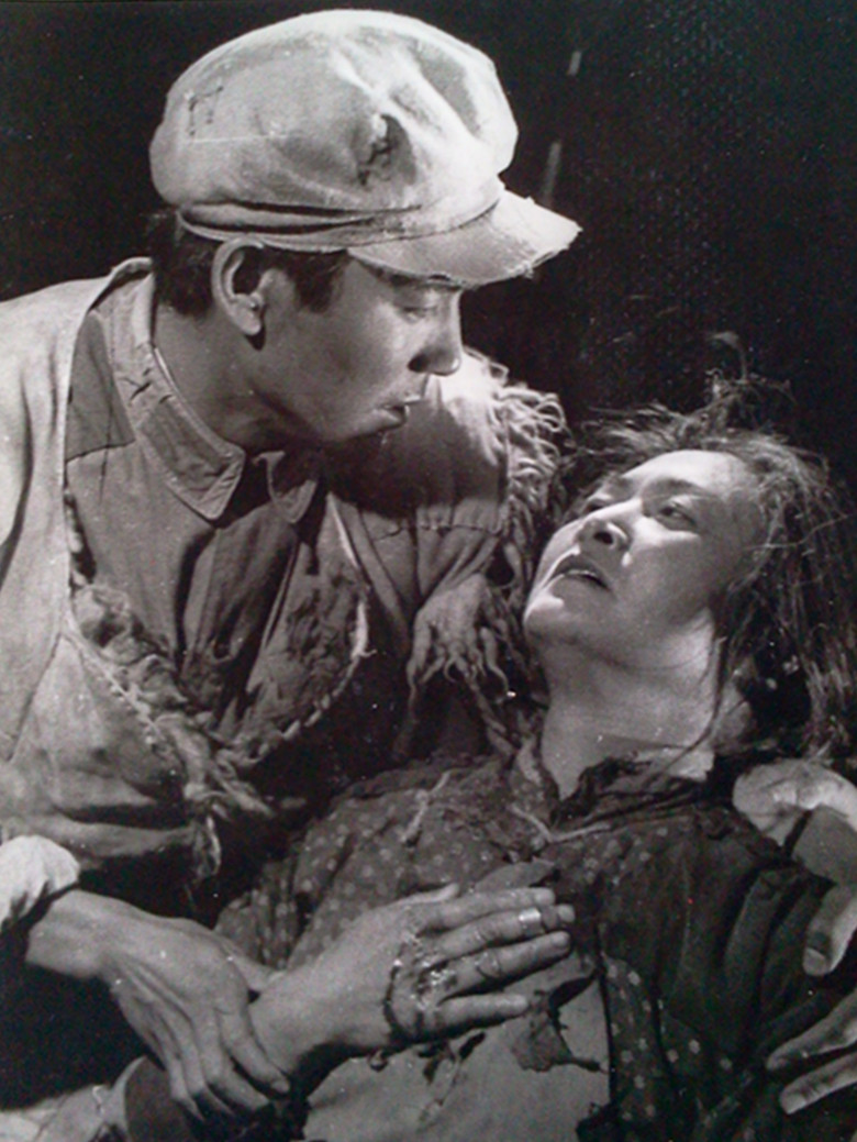 放,女,又名高爱生 sup data-ctrid="2wstqvsagys">1 /sup>,1939年出生