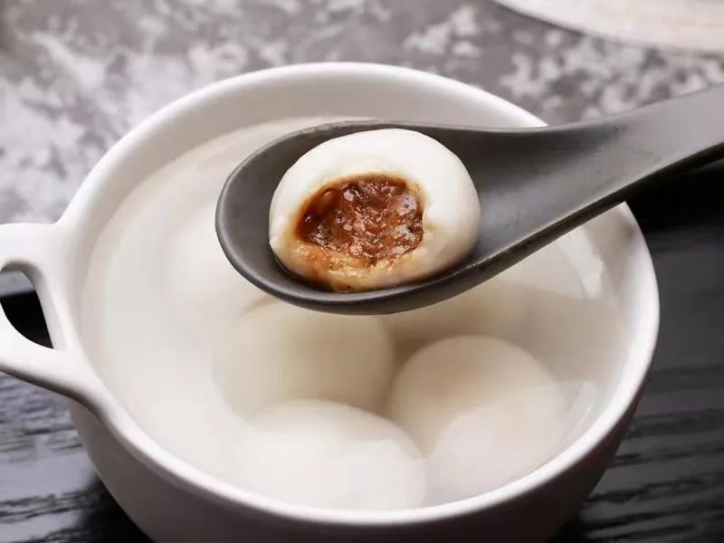 红糖馅汤圆