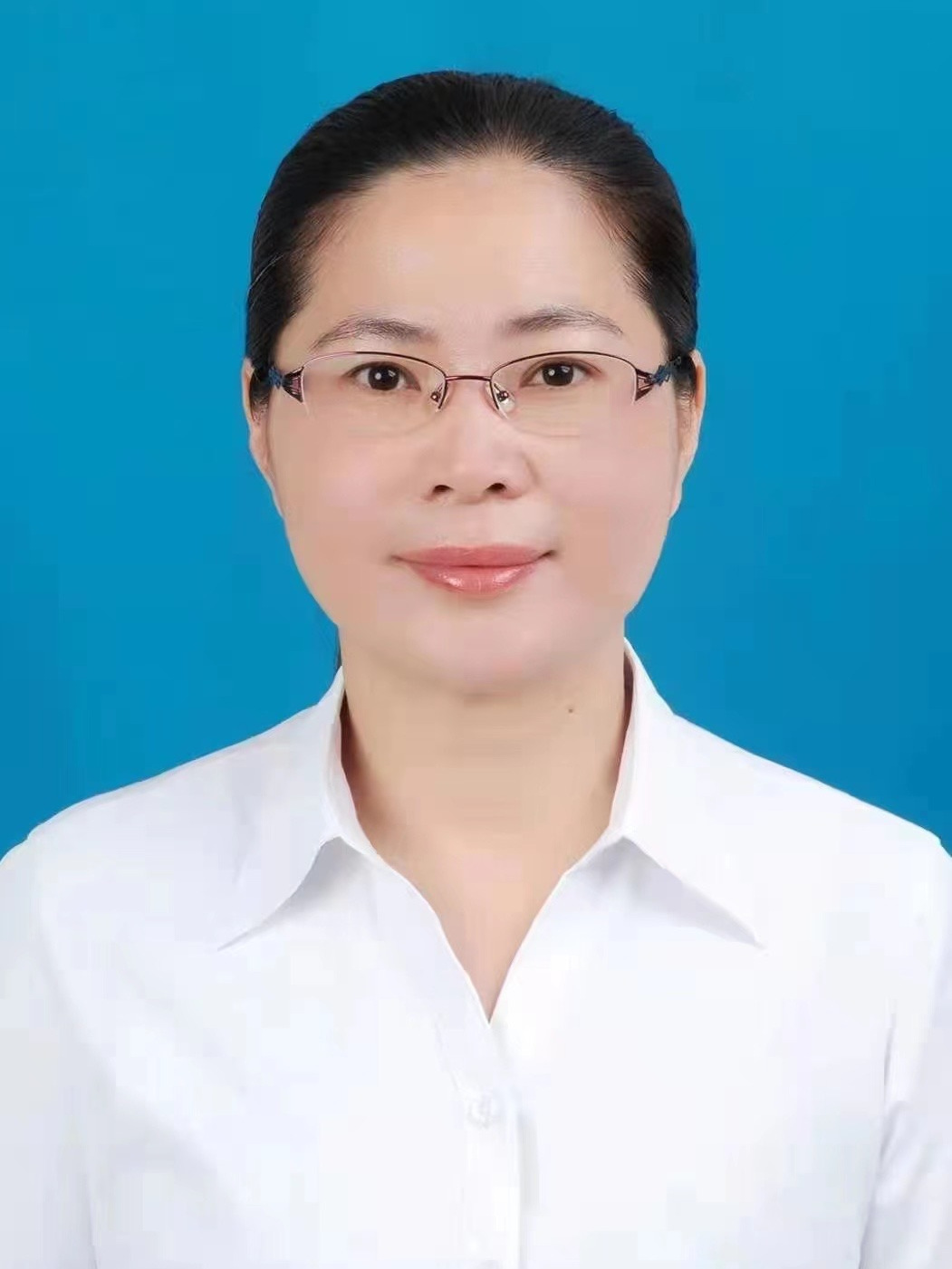 id="twifslnqxl9r">现任福建省漳平市人民政府