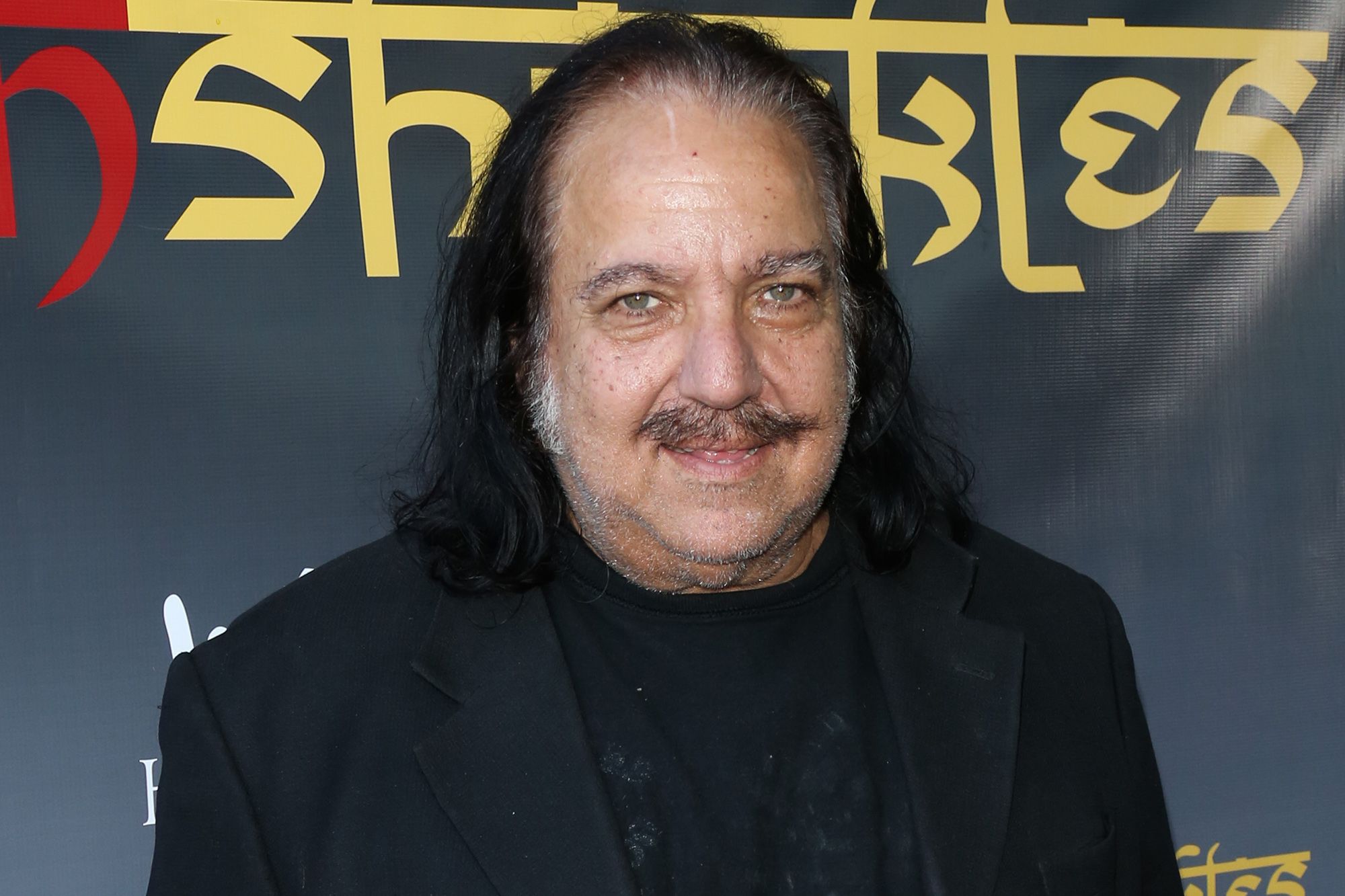  p>罗恩·杰里米·海埃特 i>(ron jeremy), /i>1953年3月12日出生于