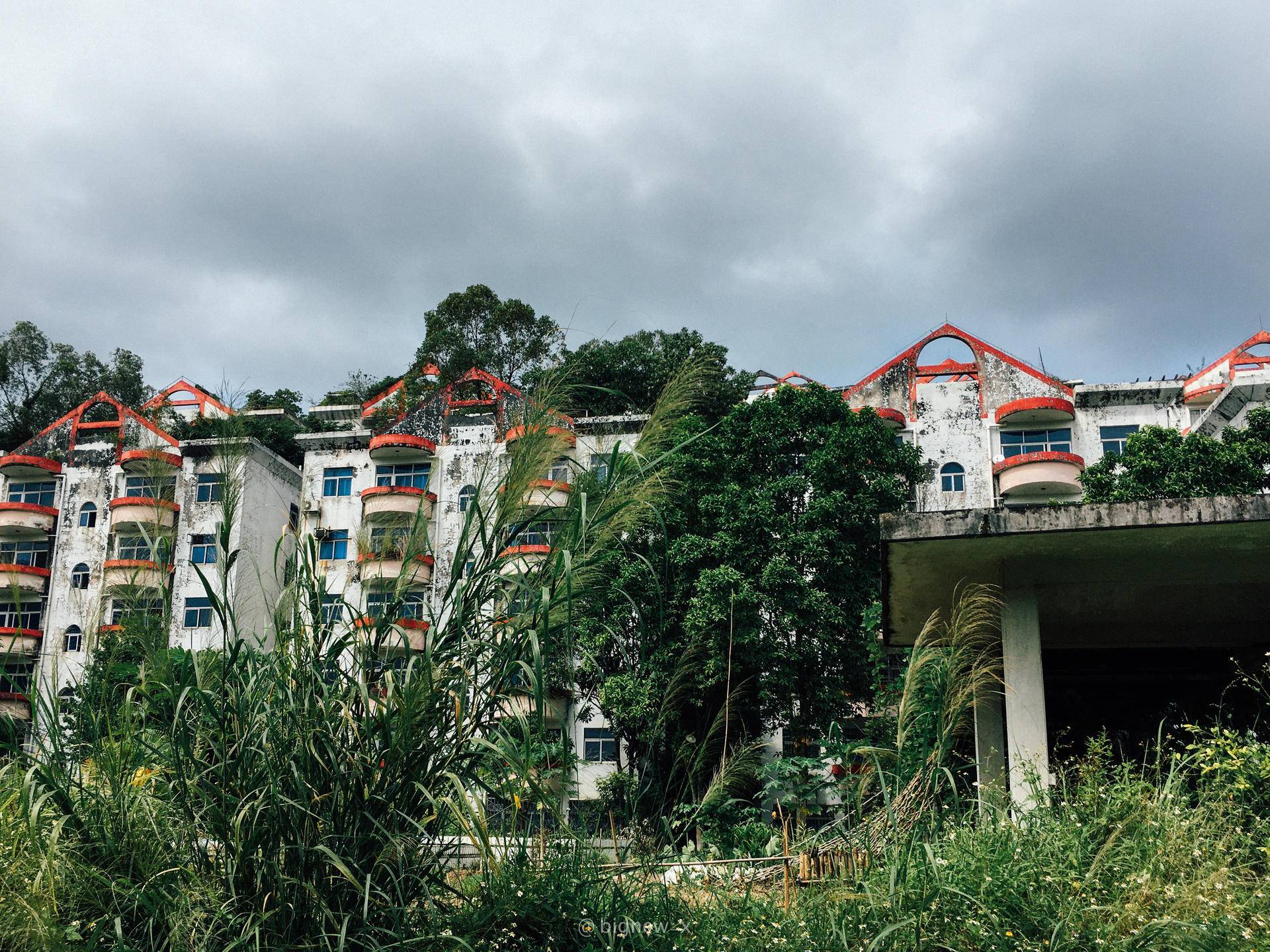 是广州市面积最大的烂尾楼盘