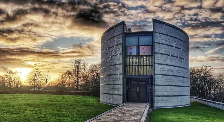  p>兰卡斯特大学(lancaster university),简称兰卡,建于1964年,是一所