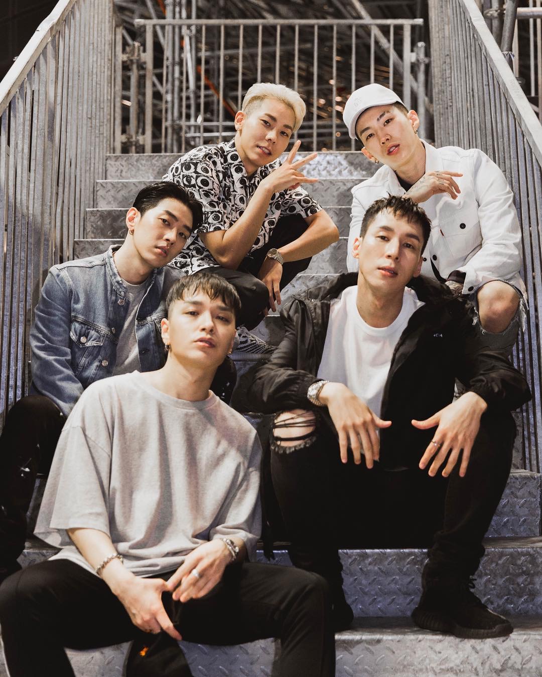  p>aomg是 a target="_blank" href="/item/朴宰范/8170048" data