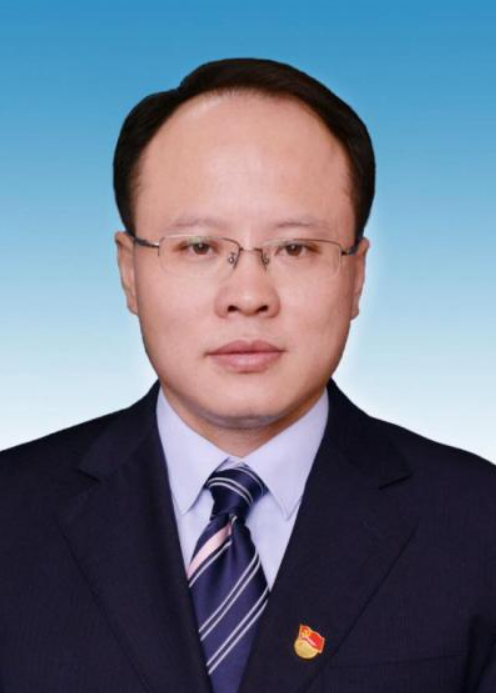  p data-id="gnarhv76uf">徐忠麟,男,1974年12月出生,汉族,江西樟树人