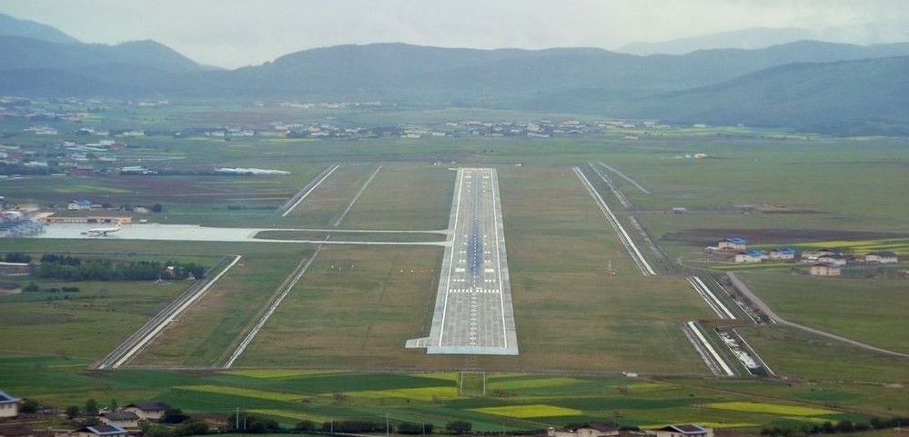 p>迪庆香格里拉机场(diqing shangrila airport, a target="_blank"