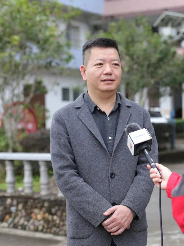  p data-id="tcdeulnw7o4g">沈子超,现任漳州市南靖县梅林镇党委书记.