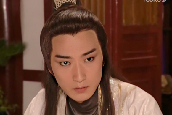 石惊天,是电视剧《 a target="_blank" href="/item/霹雳菩萨/6416833