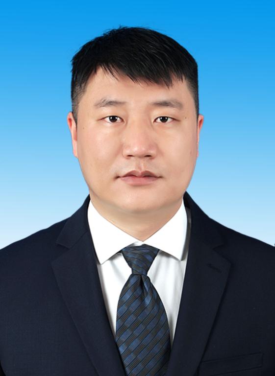 3tn">现任新疆维吾尔自治区乌鲁木齐市天山区人民政府党组成员,副区长