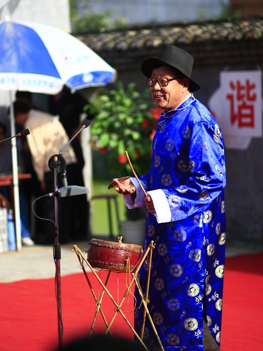  p>光州大鼓又称说书,是 a target="_blank" href="/item/潢川县