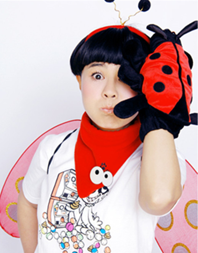  p>刘纯燕,主持名金龟子,1966年8月20日出生于北京市,中国内地节目