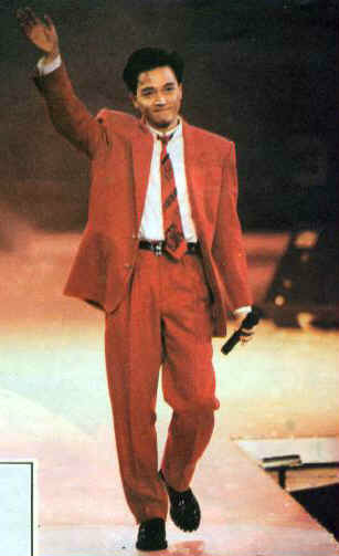  p>张国荣86浓情演唱会,是 a target="_blank" href="/item/张国荣