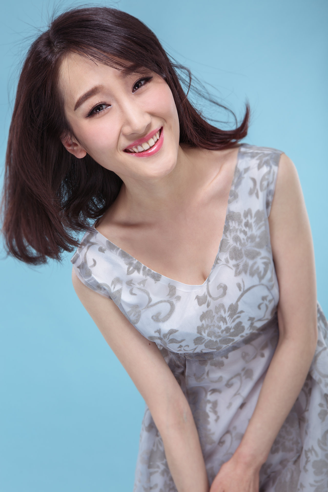 data-lemmaid="2489840">中央戏剧学院表演系 /a>,中国内地女演员