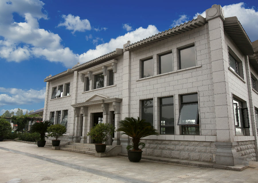 凤凰陵园