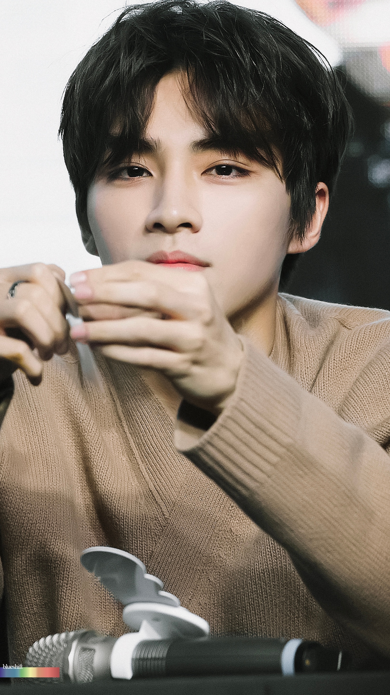  p data-id="gnwmsojh3e">肖俊,本名肖德俊,1999年8月8日出生于广东省