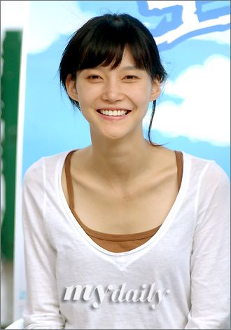  p>车艺莲(         ),1985年7月15日出生于韩国,韩国女演员,杂志模特