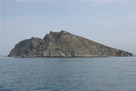  p>海猫岛又名鸟岛,位于辽宁大连 a href="#" data-lemmaid="6015071"