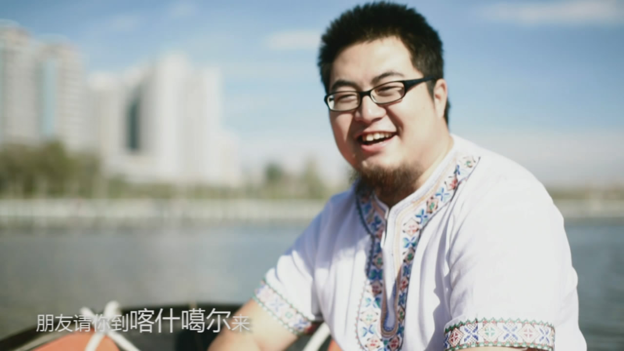  p data-id="gn3usqqfo7">新疆著名笑星,歌星王洋全新单曲《不到喀什