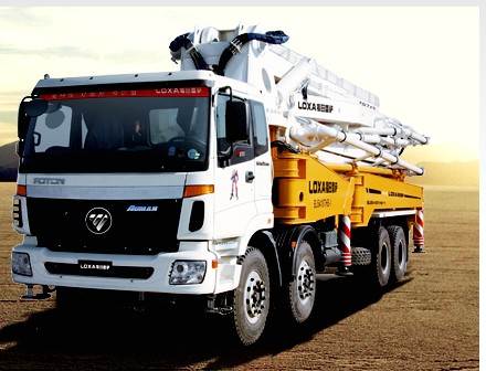 福田雷萨bj5430 thb混凝土泵车