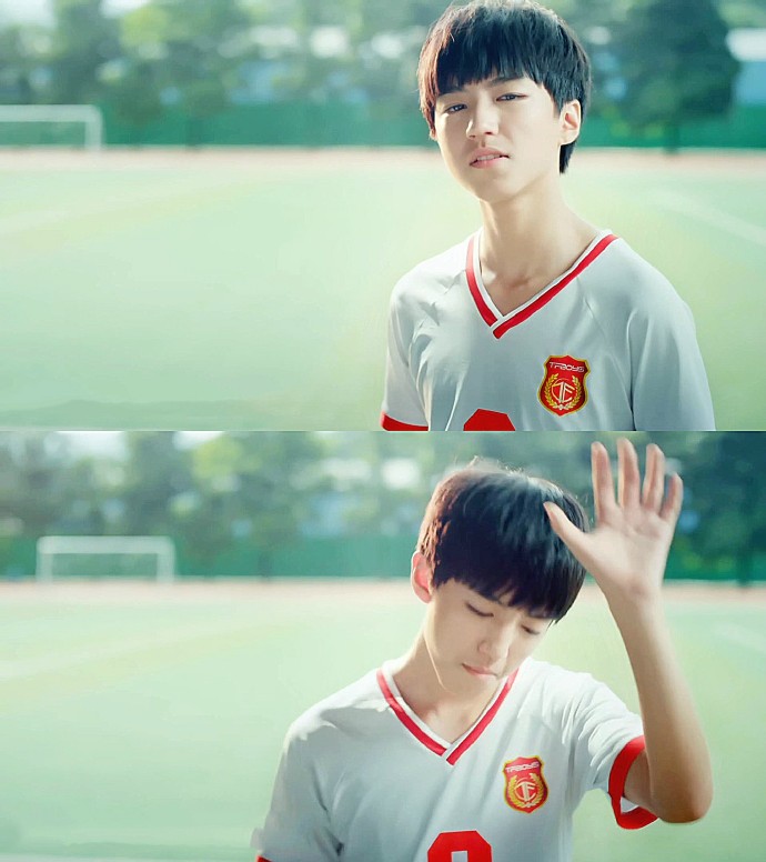  p>王俊凯,1999年9月21日出生于重庆市,中国内地流行乐男歌手,影视