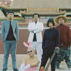 《春来了》是 a target="_blank" href="/item/南无乐队/10717497"
