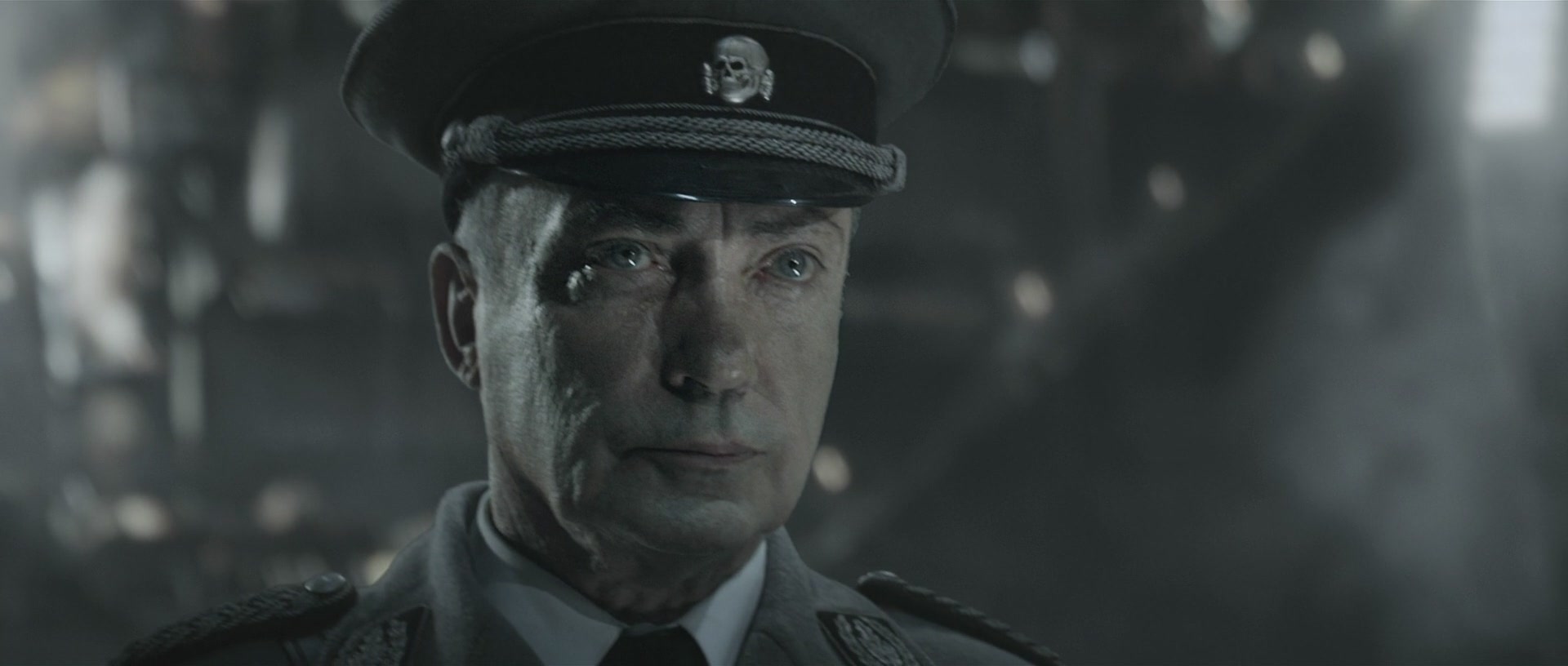  p>《钢铁苍穹》( i>iron sky /i>)是芬兰,德国,澳大利亚联合制作的