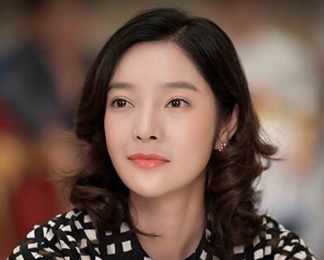  p>麦斯莲,《湾区儿女》中角色,由徐岑子饰演. /p>