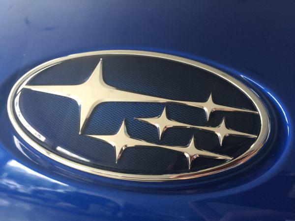 车牌,上有个星星的标志是啥意思 - 知晓星球