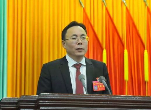  p>刘兵,男,汉族,籍贯安徽肥东,1973年5月出生,1991年8月参加工作