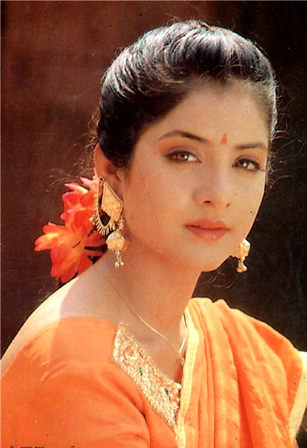 巴拉提(1974年2月25日—1993年4月5日),divya bharati,印度女演员