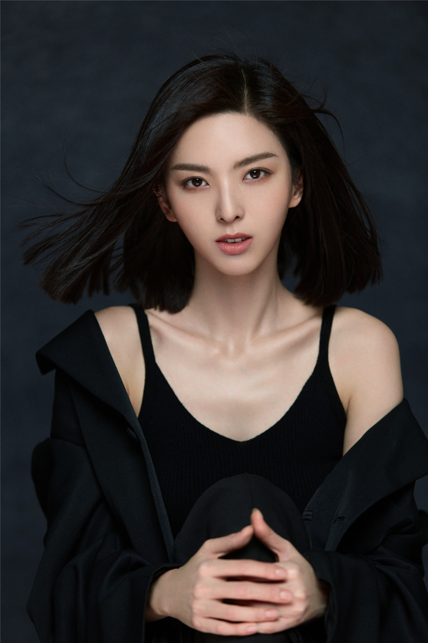  p>陈菲(原名陈一榕),1990年9月26日出生于上海市,中国内地女演员.