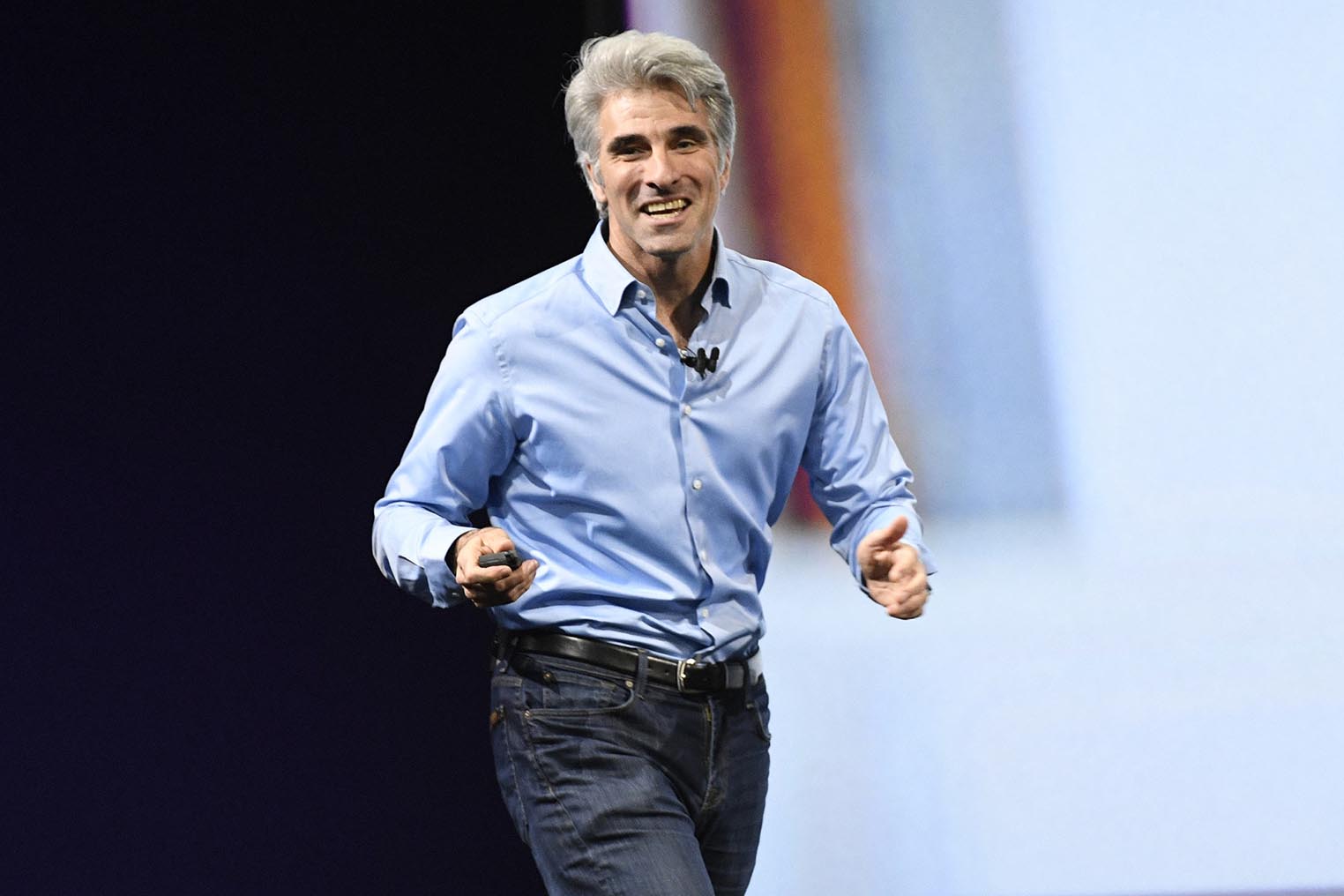 craig federighi) /i>, a target="_blank" href="/item/苹果公司