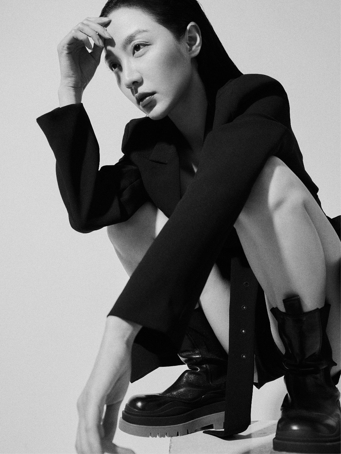  p>熊悦希 i>(原名:熊欣) /i>,出生于湖南省