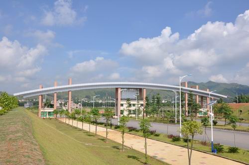  p>龙圩镇隶属 a target="_blank" href="/item/广西壮族自治区