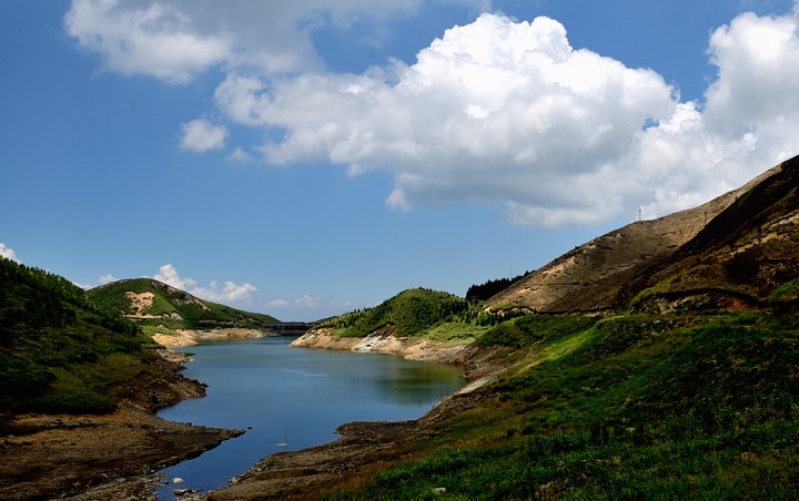  p data-id="gnzlkjkgsh">在海拔2123.