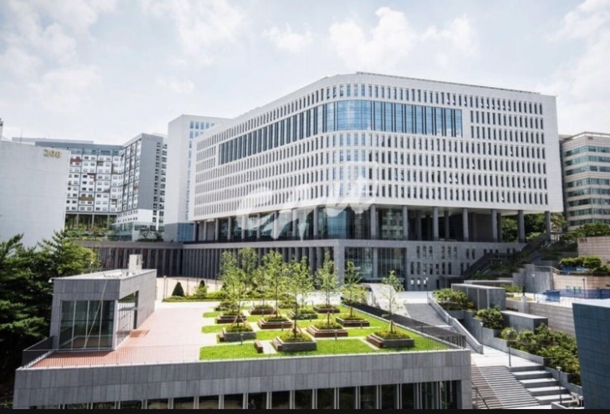  p>中央大学(               ,chung-ang university)是 a target="