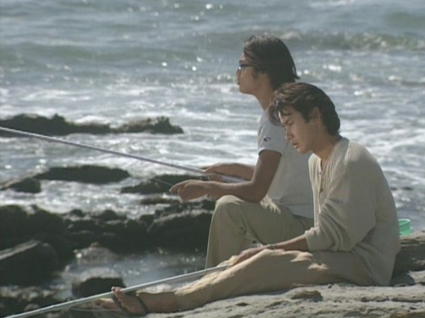  p>《海滩男孩》又译名( i>沙滩男孩 /i>或 i>沙滩小子 /i>),日本富士