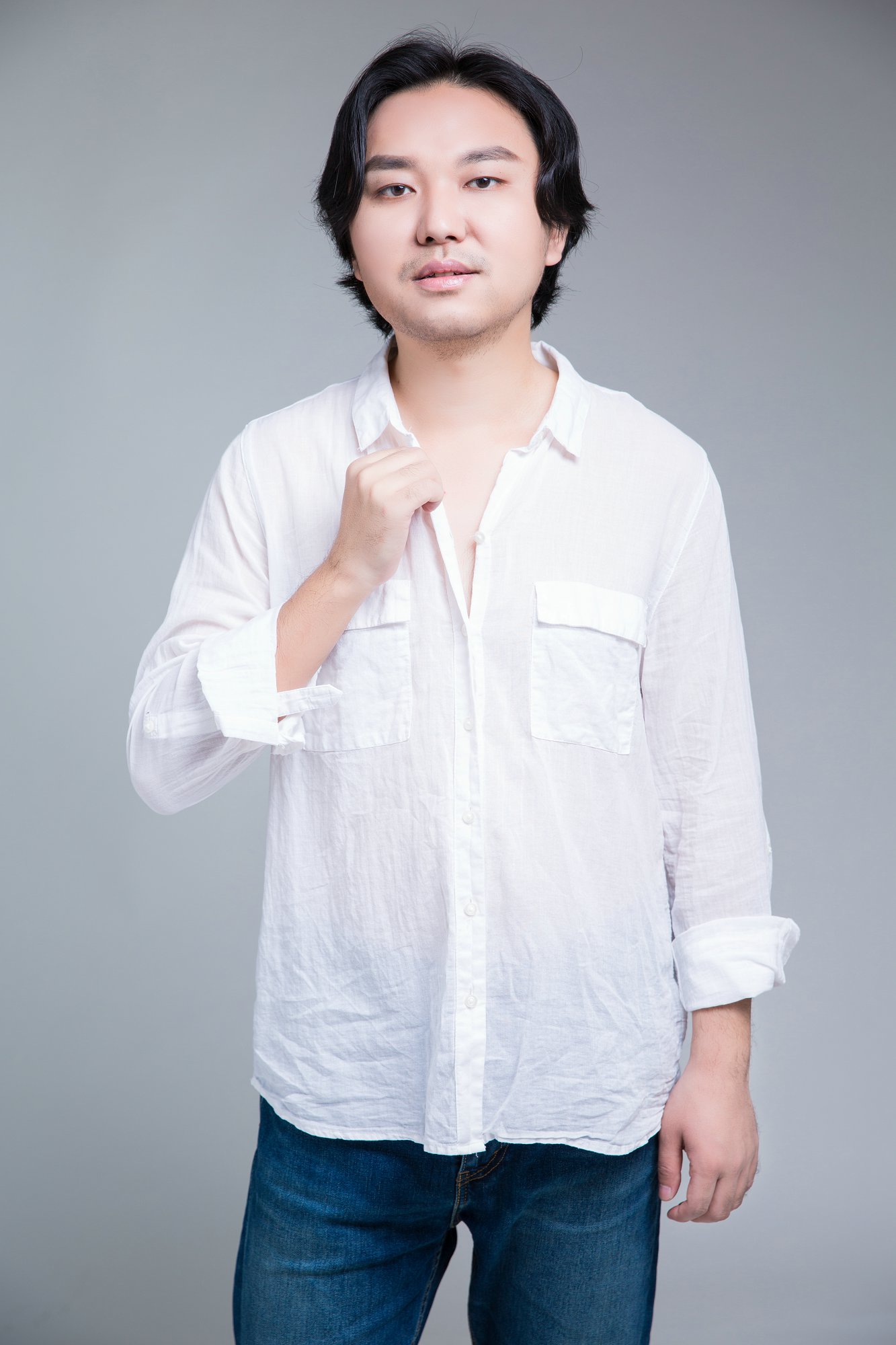 dj何鹏