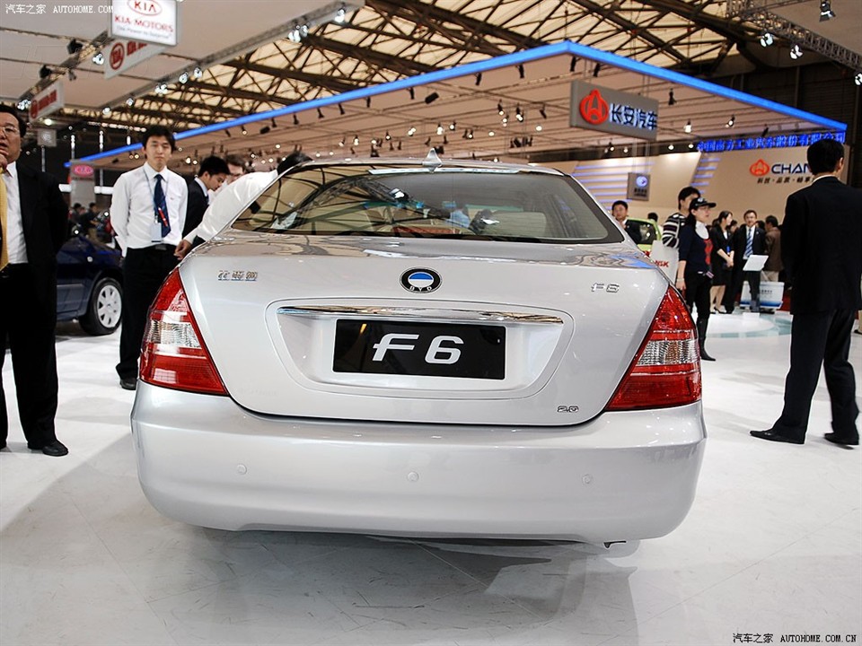比亚迪f6